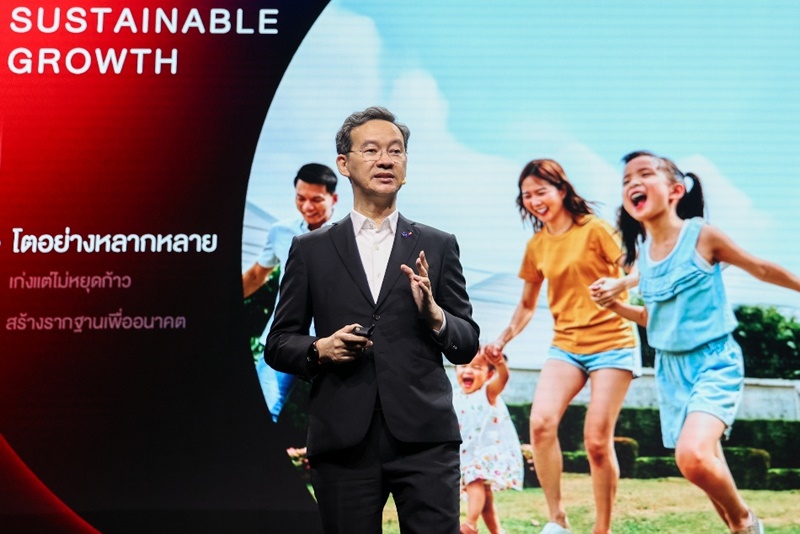 คุณสราวุฒิ อยู่วิทยา ผู้บริหารยุคใหม่